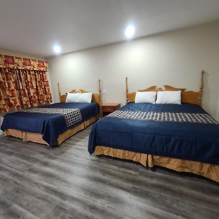 Majestic Inn & Suites Κλαμάθ Φολς Εξωτερικό φωτογραφία
