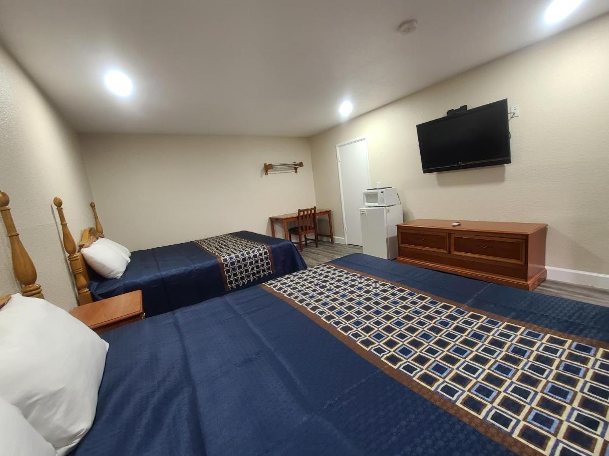 Majestic Inn & Suites Κλαμάθ Φολς Εξωτερικό φωτογραφία