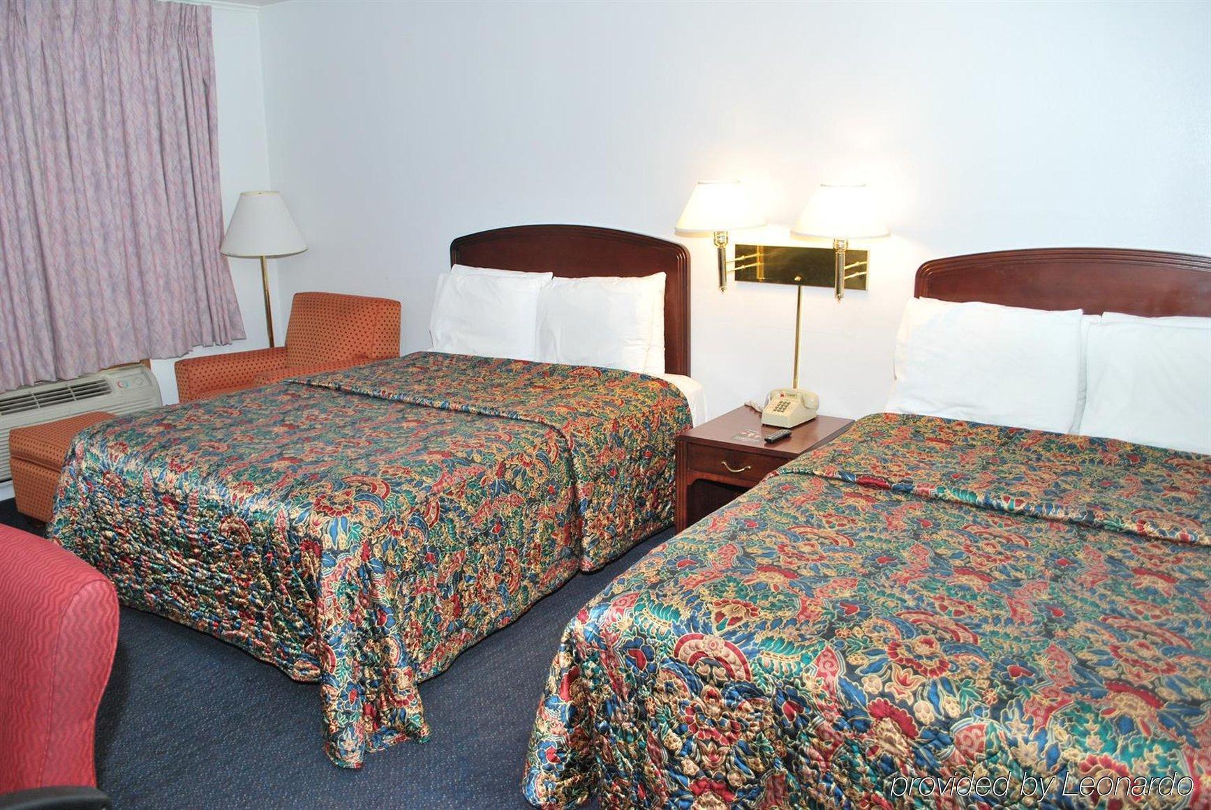 Majestic Inn & Suites Κλαμάθ Φολς Εξωτερικό φωτογραφία